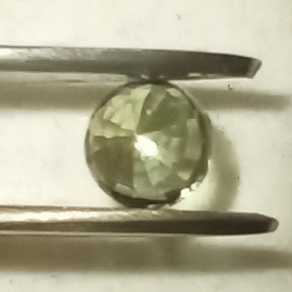 0.42ct Round Brilliant-Cut Natural Alexandrite - Picture 2 of 2